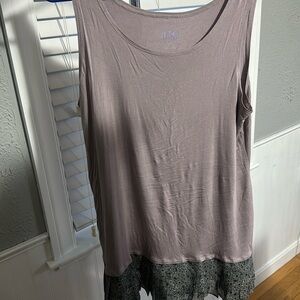 LOGO Lilac Tank with floral bottom